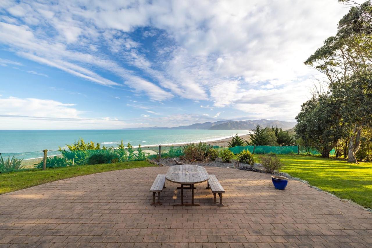 Ocean & Mountain Views - Kaikoura Villa Exterior photo